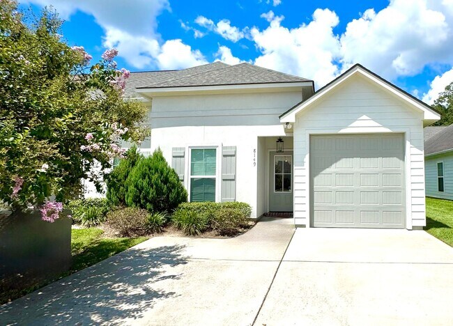 Building Photo - Elegant Townhouse in StoneLake Village – Stylish 3BR/2BA with Garage & Patio