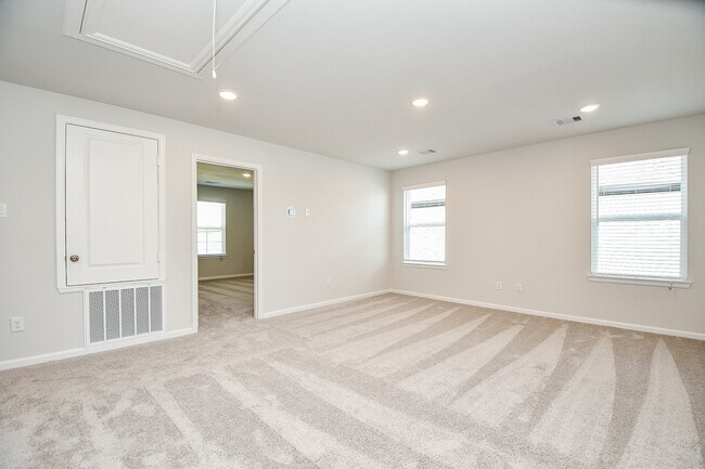 Building Photo - 23303 Happy Mdw Ln