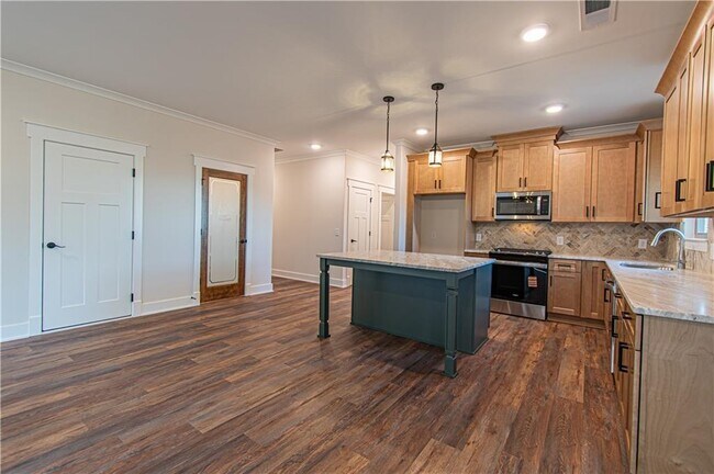 Building Photo - 386 Mulberry Cir