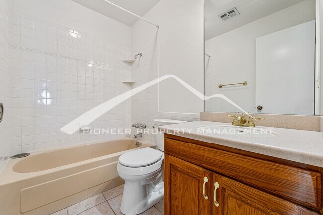 Building Photo - Spacious Home with Central AC and Fenced Yard