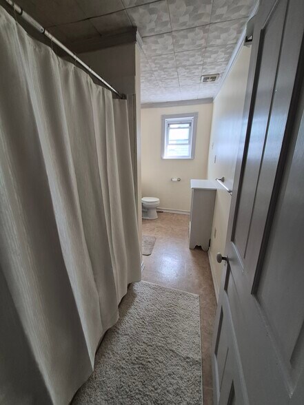 2nd FL Bathroom - 1744 W Market St