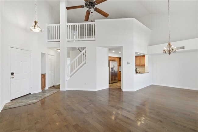 Building Photo - "Luxurious 2-Bed Condo with, loft, Granite Elegance & Hardwood Charm in Reston, VA!"