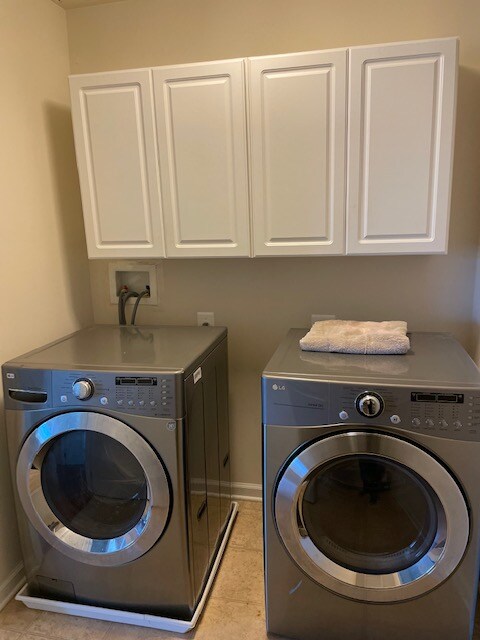 Building Photo - 3601 Lupton Ct