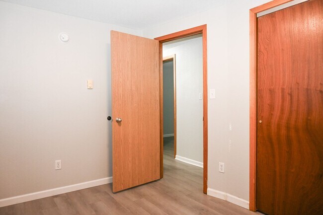 Building Photo - 25th Street Duplex