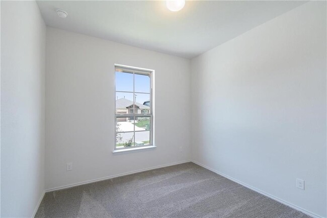 Building Photo - 309 Clear Frk Lp