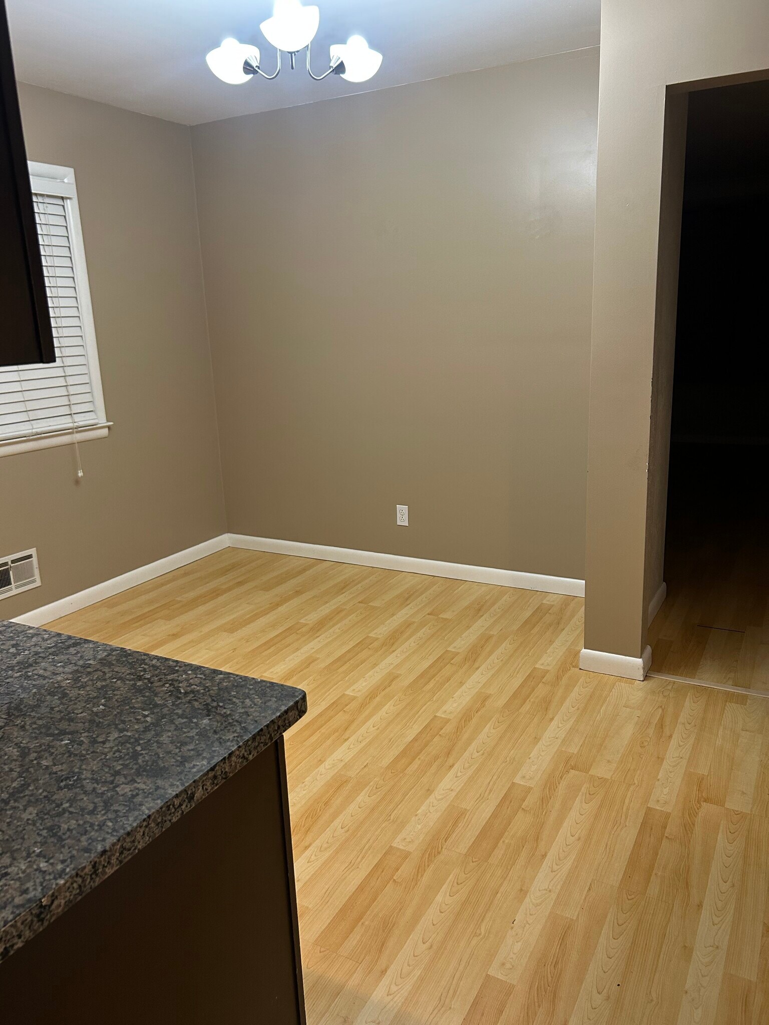 Building Photo - 2049 Tremainsville Rd