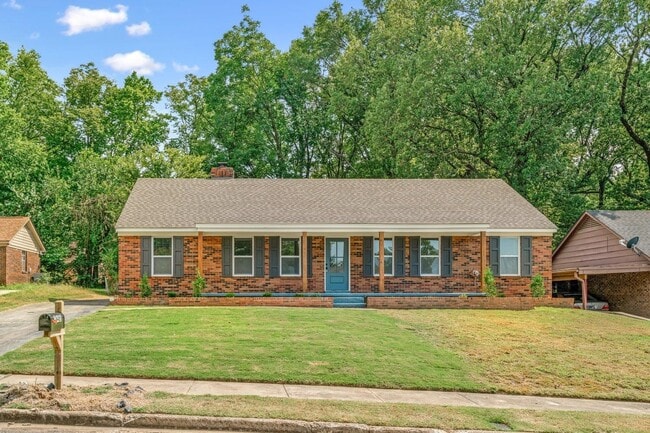 Primary Photo - 745 Brakebill Ave