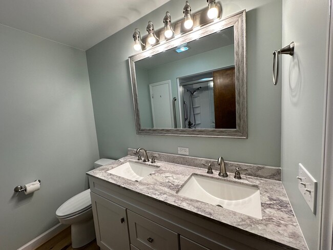 Building Photo - MOVE-IN READY! NO HUD NO SECTION 8