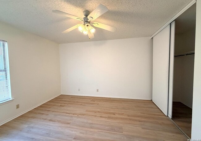 Building Photo - 9202 Roquefort