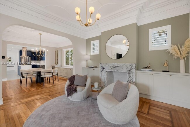 Building Photo - 320 NE 88th St