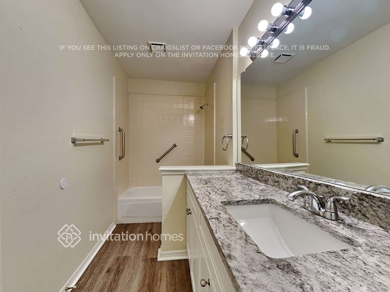 Building Photo - 4236 Periwinkle Dr