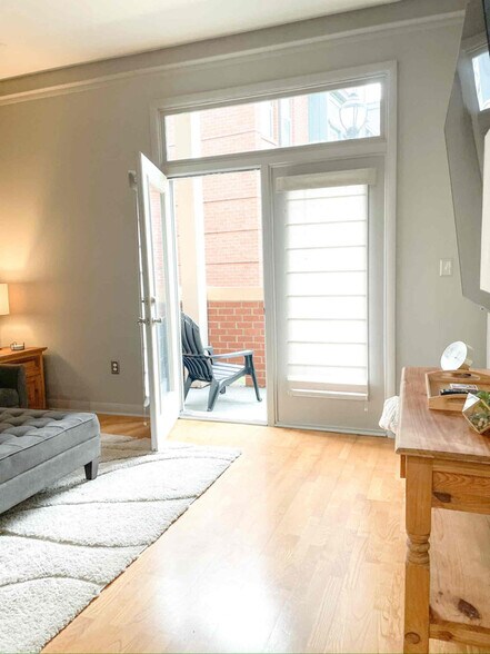 Building Photo - 1 New Bern Station Ct