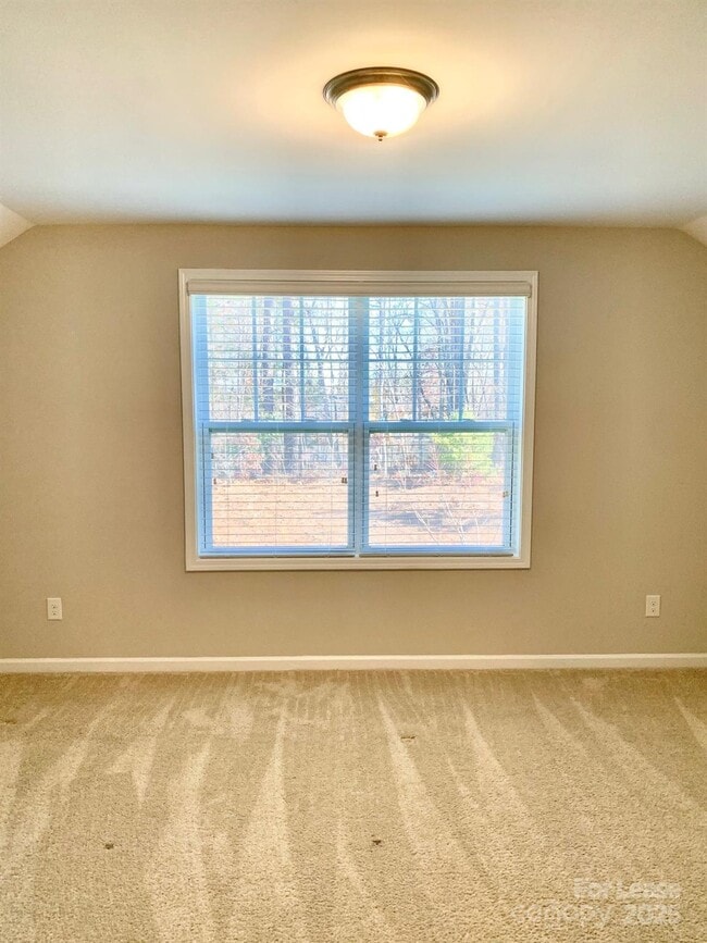 Building Photo - 2473 Seagull Dr