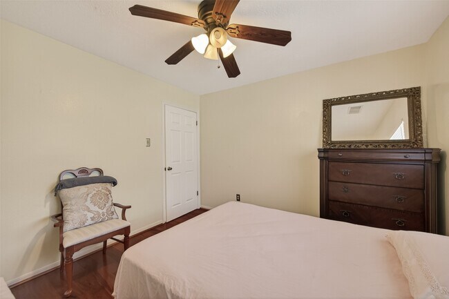 Building Photo - 8203 Paddington Pl Dr