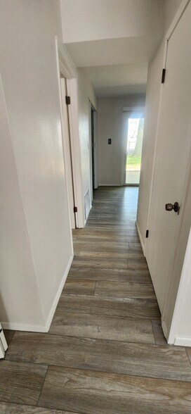 Building Photo - 107 Northland Dr