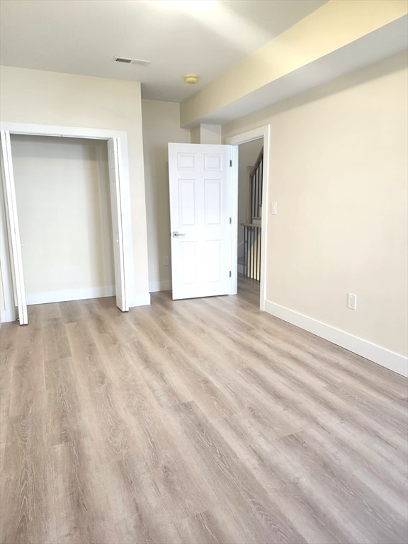 Building Photo - 264 Bowen St