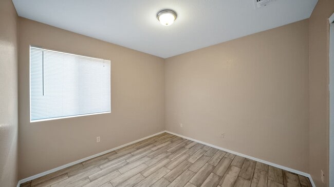 Building Photo - 3591 S Harrison Shadow Way