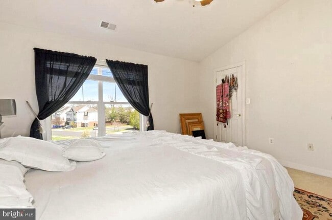 Building Photo - 8116 Rainwater Cir