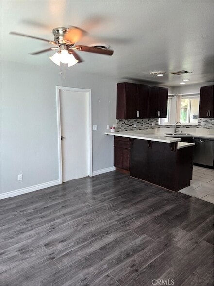 Building Photo - 9321 Salem Ave