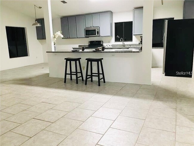 Building Photo - 5419 Stirrup Way