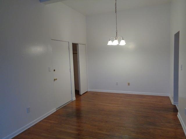 Building Photo - 2431 Damman Dr