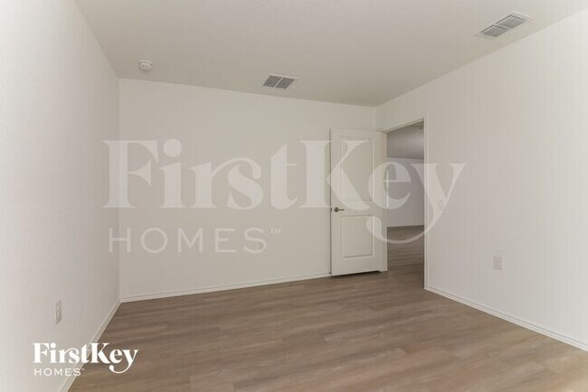 Building Photo - 4530 Emma Way