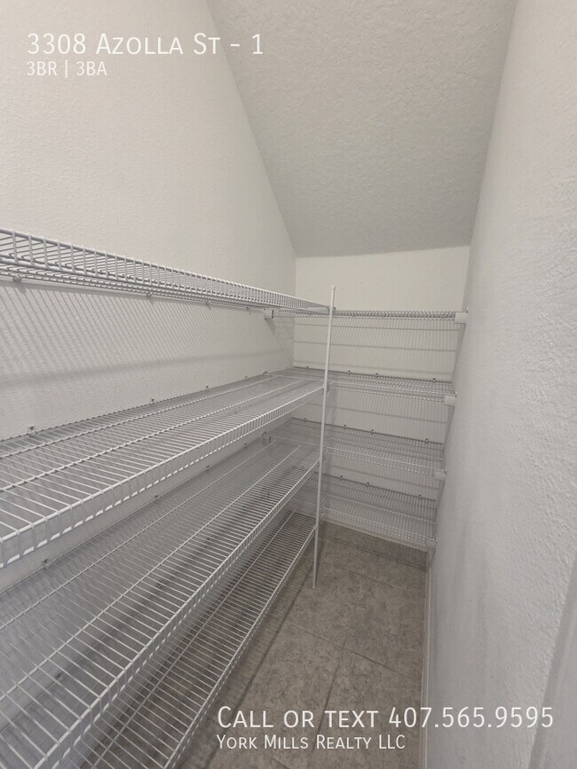 Building Photo - 3308 Azolla St