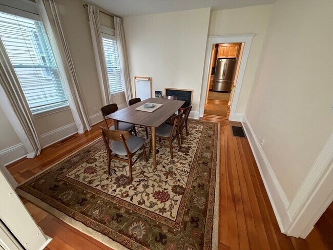 Building Photo - 99 Fayerweather St