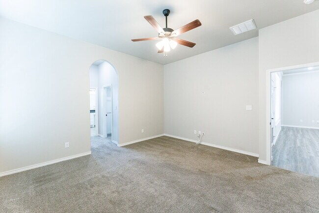 Building Photo - Modern 4-Bedroom Home in West Lubbock Just Blocks from new Frenship Schools