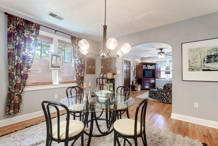 Building Photo - 1 Darlington Ave