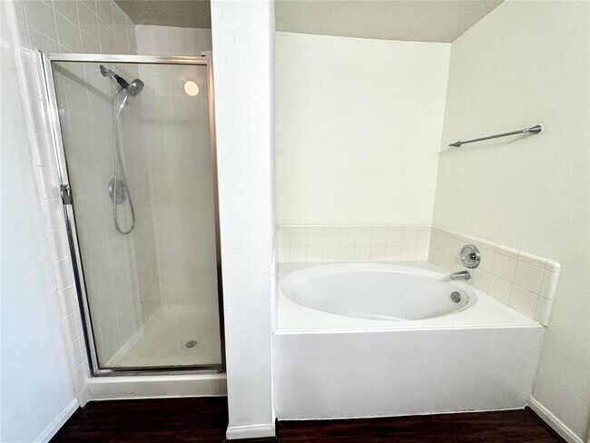 Building Photo - 4026 Owl Echo Ct