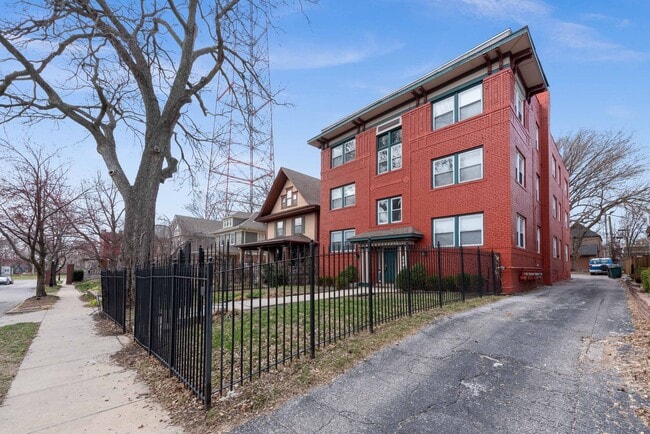 Building Photo - 3022 McGEE