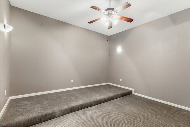 Building Photo - 13810 Birney Point Ln
