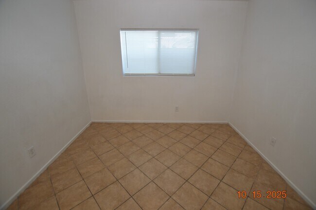 Building Photo - 3969 N Jazzy Ginger Ct