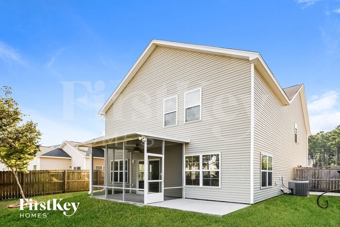 Building Photo - 328 Drayton Pl Dr