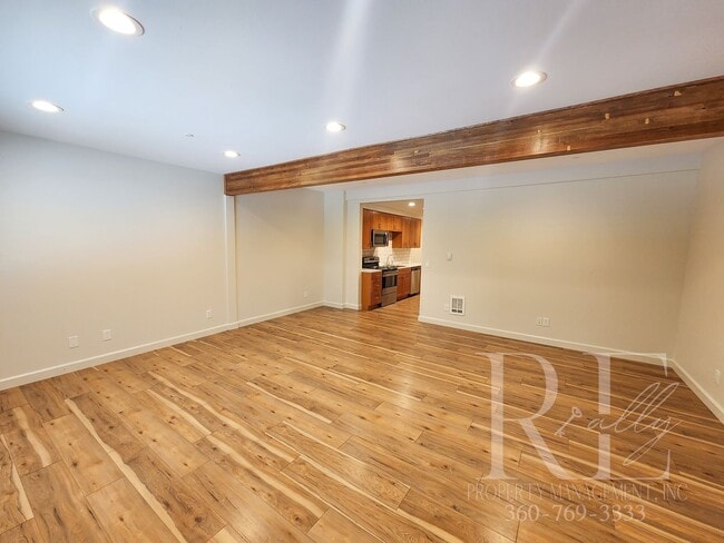 Building Photo - Fully Remodeled: 5 min Walk to Annapolis Foot Ferry