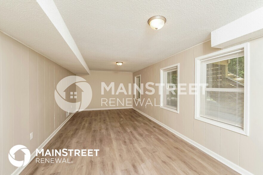 Building Photo - 3814 Mars Ave