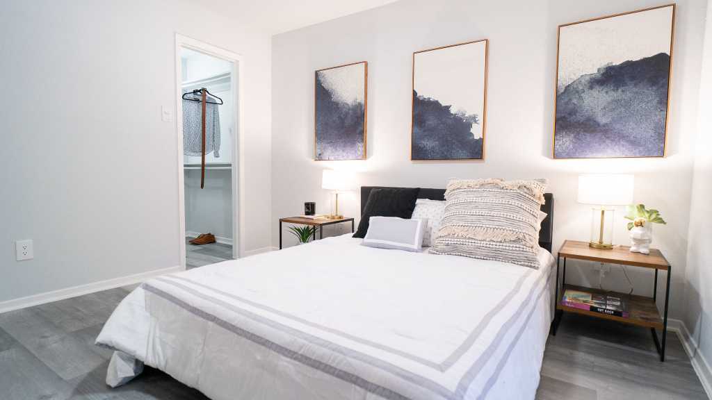 Building Photo - 11700 Metric Blvd