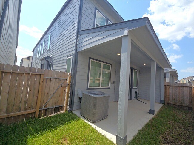 Building Photo - 4112 Good Vineyard Ln