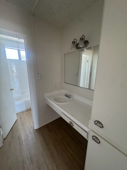 Building Photo - 6833 Sepulveda Blvd