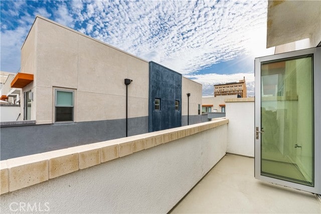 Building Photo - 231 Elm Ave