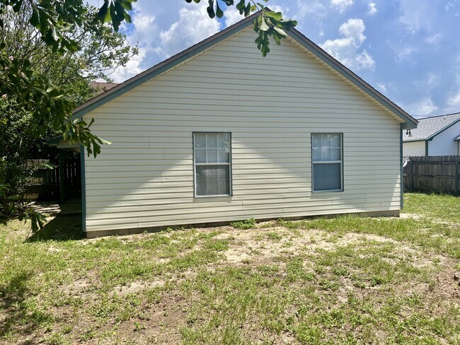 Building Photo - 2289 Estate Cir