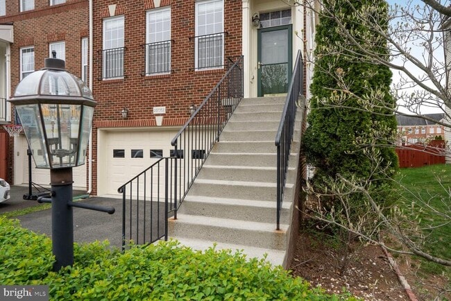 Building Photo - 22062 Dilworth Square