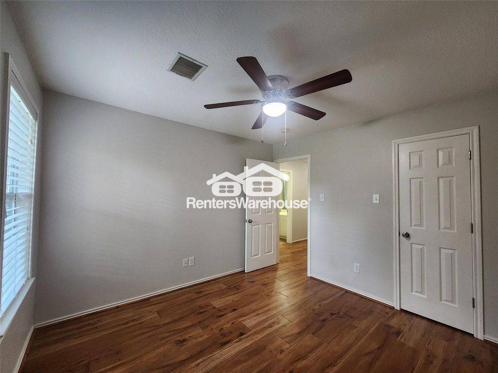 Building Photo - 119 Anise Tree Pl