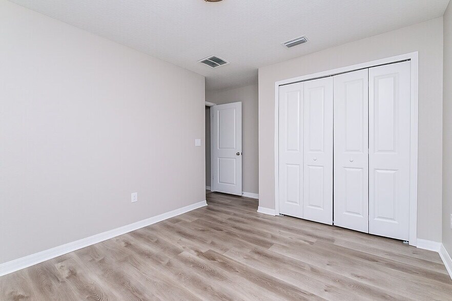 Building Photo - 1758 Broad Winged Hawk Dr
