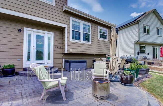 Building Photo - 16681 Martingale Dr