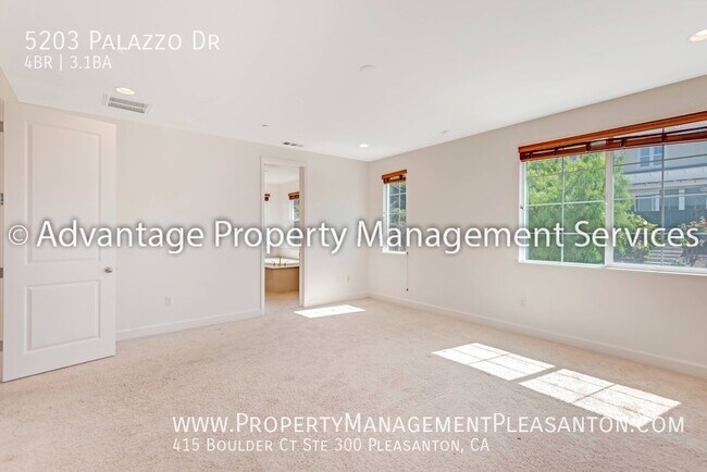 Building Photo - 5203 Palazzo Dr