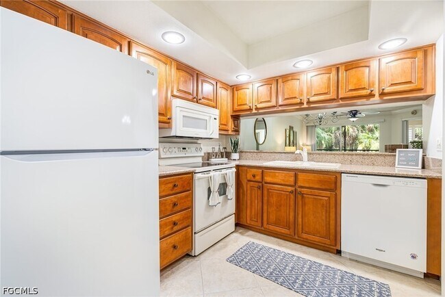 Building Photo - 15126 Parkside Dr