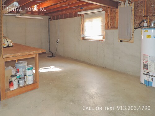 Building Photo - 9513 W 122nd Ter