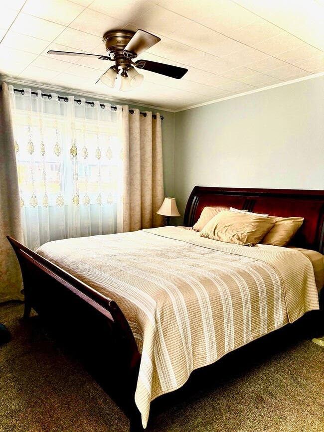 Building Photo - 24 Johnathan Rd